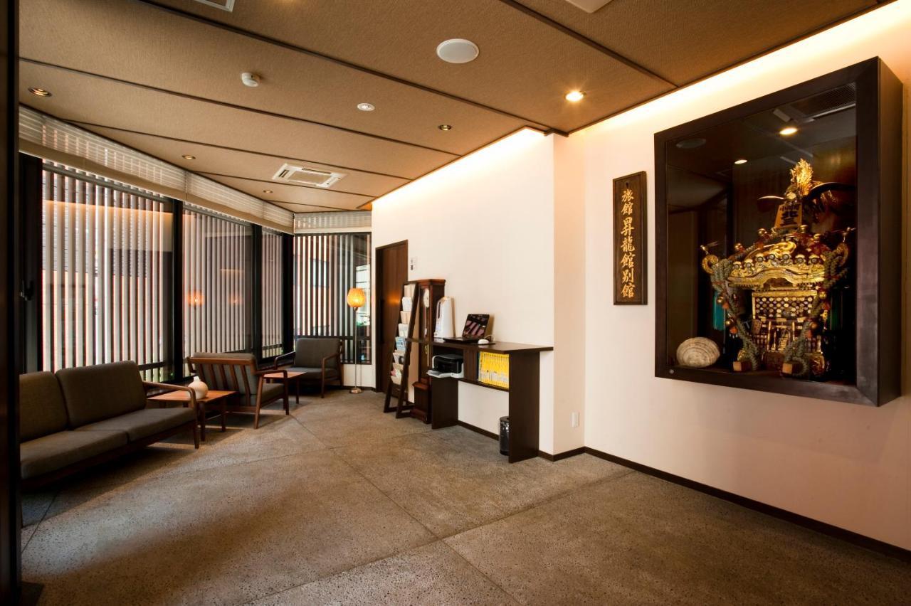 Ochanomizu Hotel Shoryukan Tokio Exterior foto