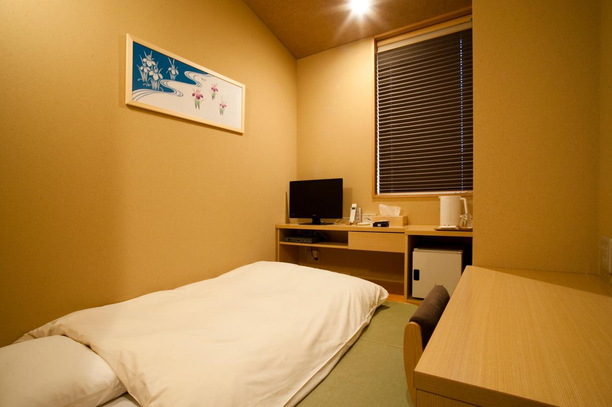 Ochanomizu Hotel Shoryukan Tokio Exterior foto